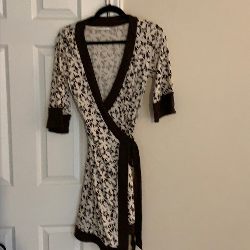 Diane vonFURSTENBERG Wrap Dress - Picture 2 of 5